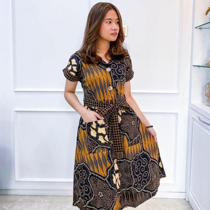 Contoh Desain Baju Batik Wanita Modern